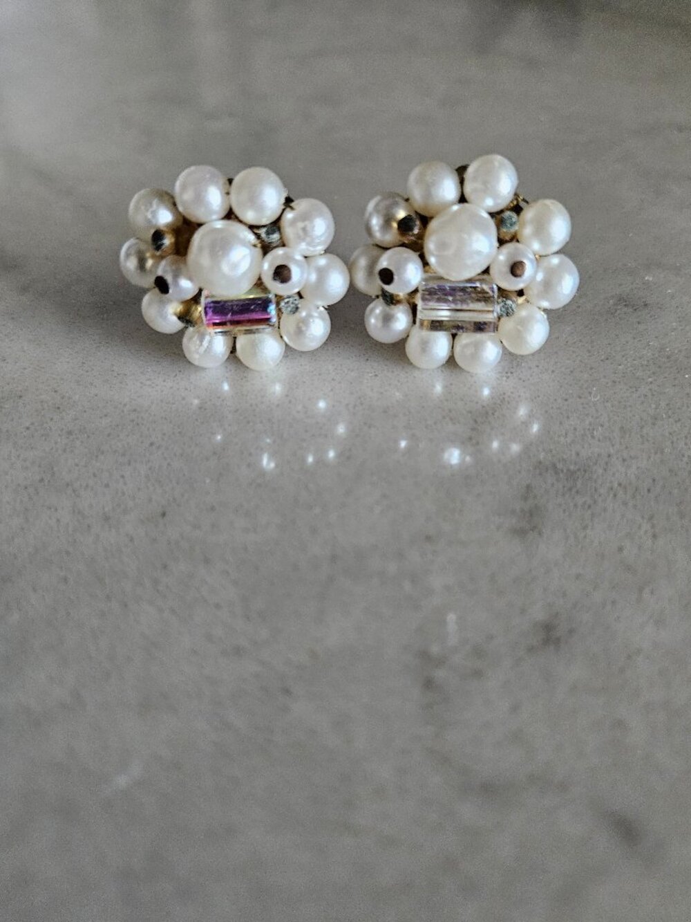 RARE AND VINTAGE PAIR OF ROUND PEARL AND CRYSTAL CLIP-ON EARRINGS